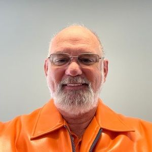 Meet your Posher, Bobby